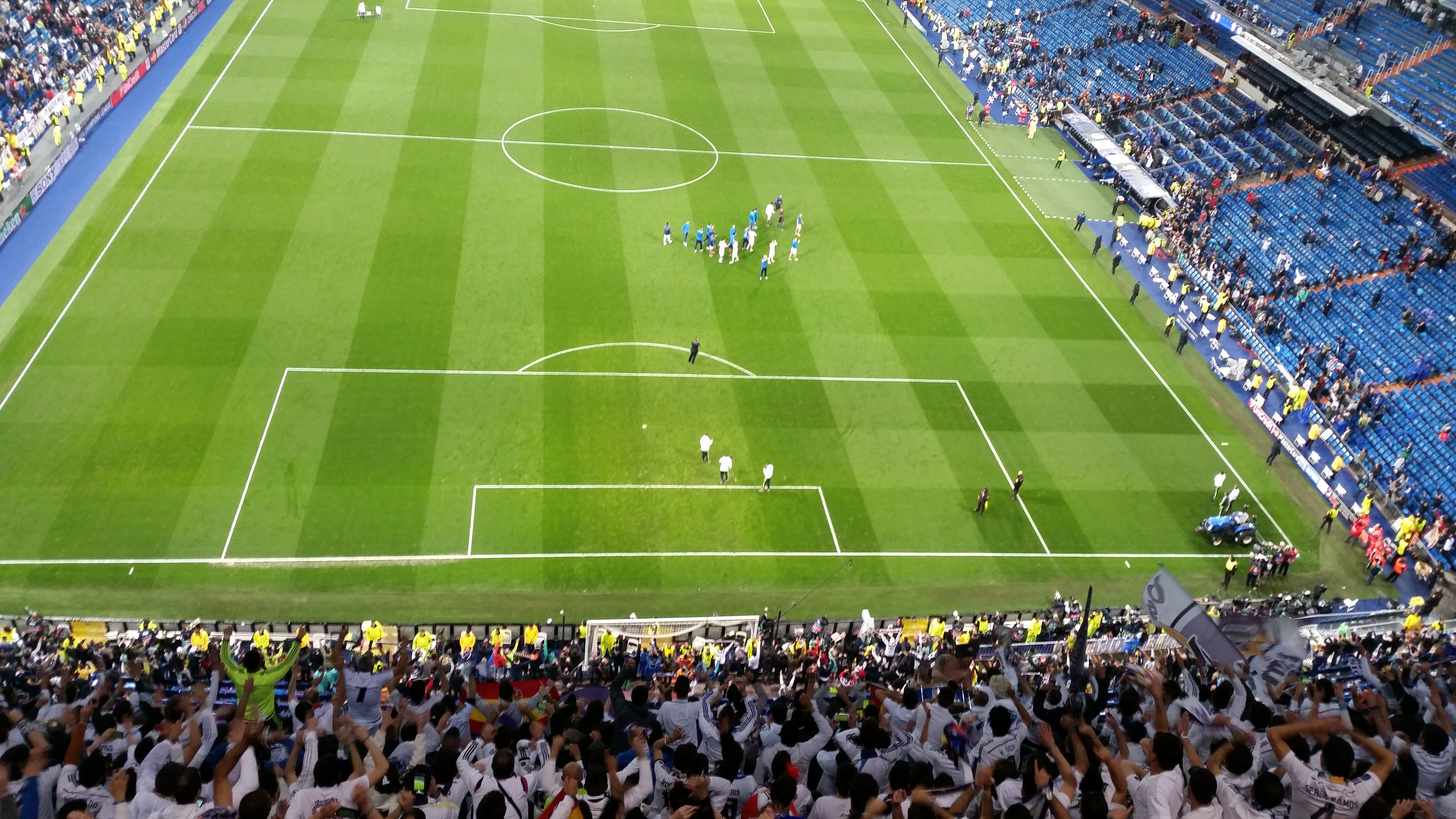 Así se vivió la remontada desde la Grada FANS
